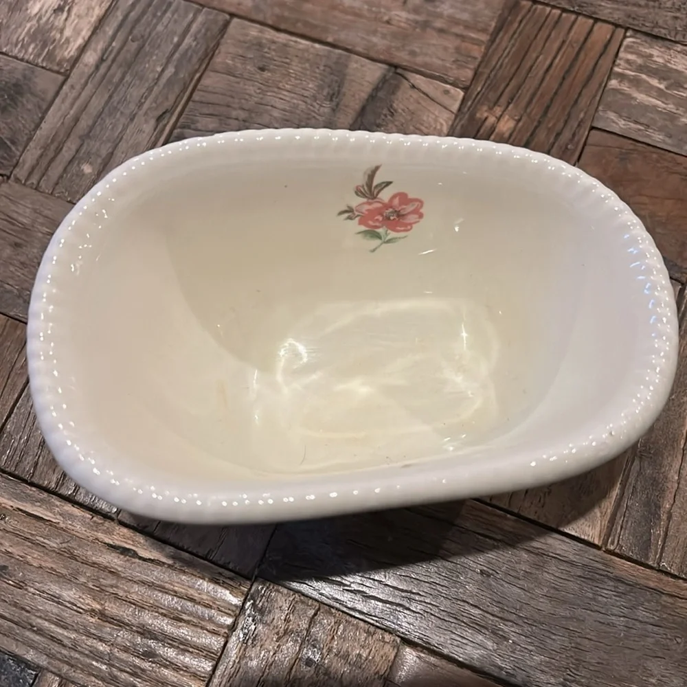 Athena Pottery Vintage Bathroom Vanity Set soap/trinket dish, bath tub